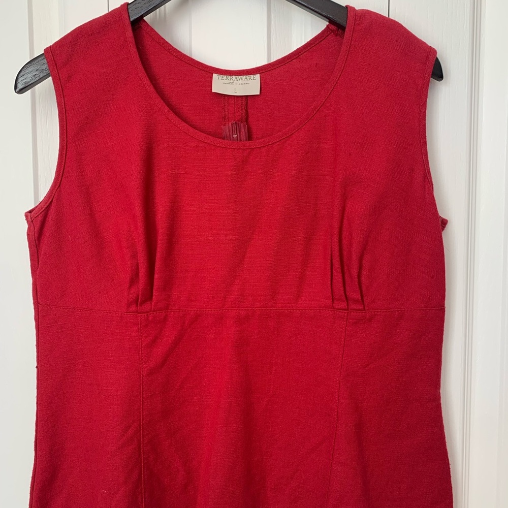 Red tank size Large